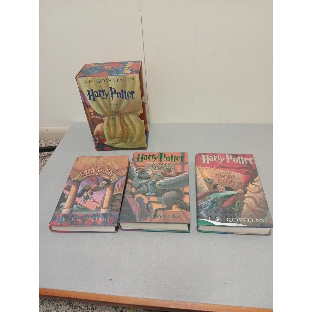 Harry Potter Boxed Set : Harry Potter Years 1-3 HCDJ w/ Slipcase